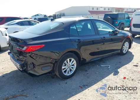 2026 Toyota Camry Le from USA, damaged, VIN 4T1DAACK9TU230212
